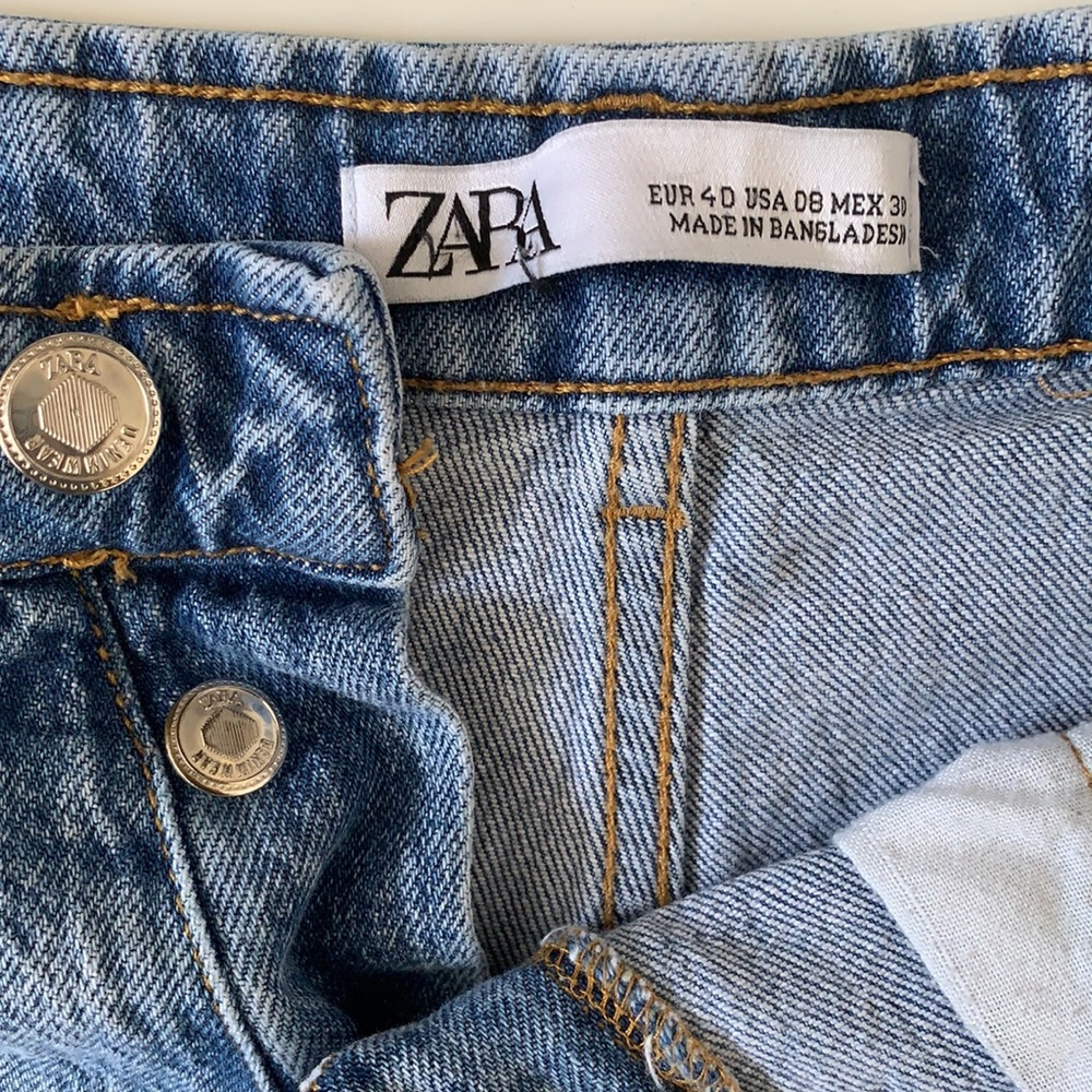 Zara High Rise Button Fly Distressed Denim Shorts - Picture 4 of 4